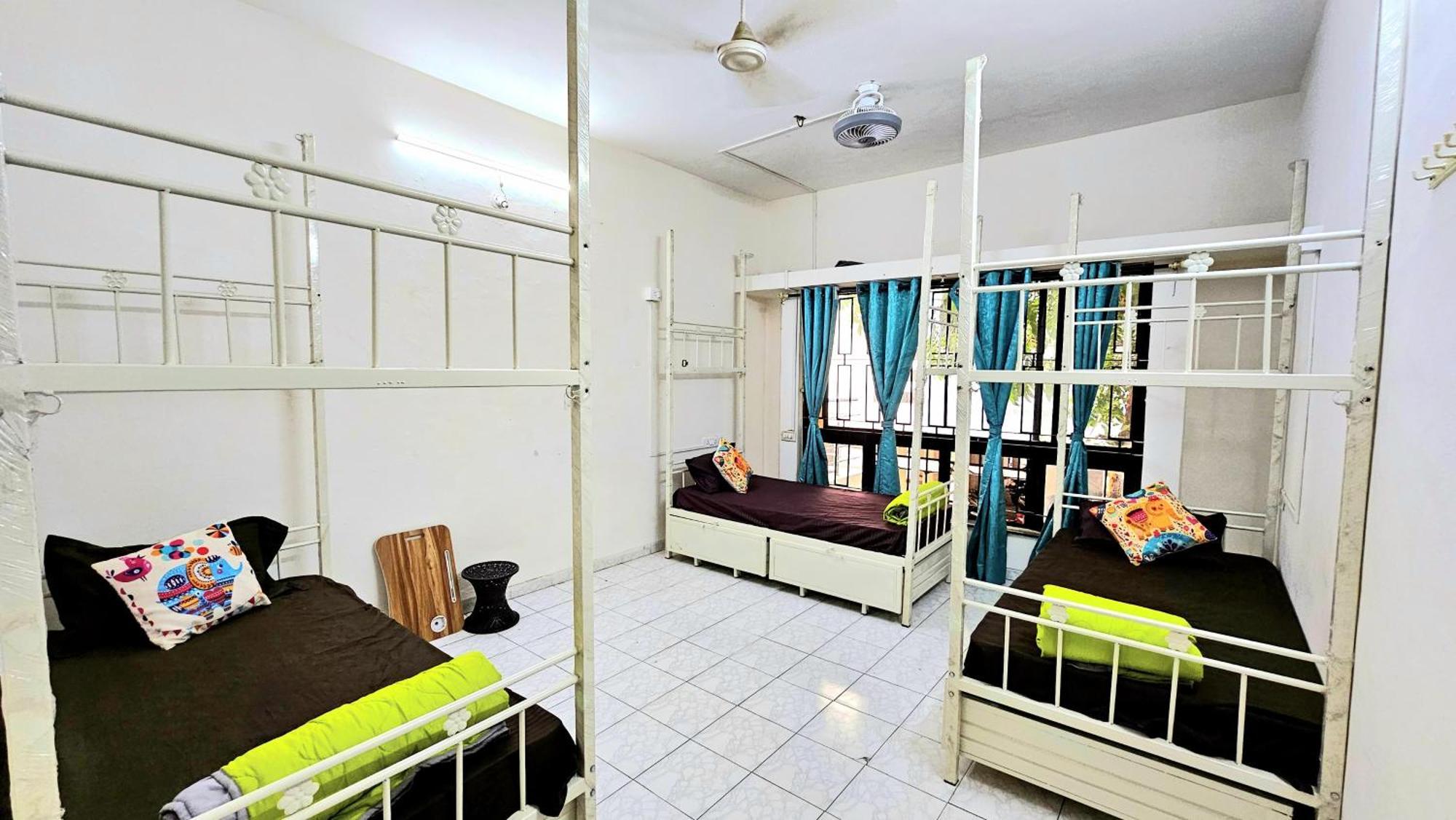 Elephant House - Boutique Hostel & Cowork Méribel Village エクステリア 写真